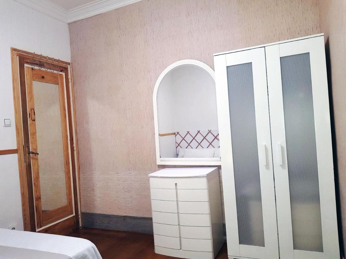 לינה וארוחת בוקר ברצלונה Apartament Sagrada Familia מראה חיצוני תמונה